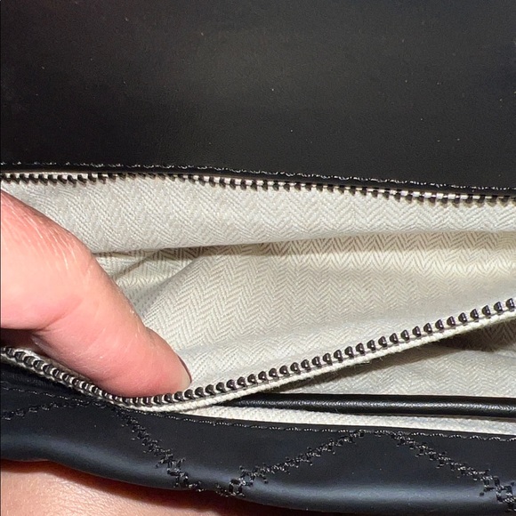 Tory Burch Black Quilted Shoulder Bag - Picture 3 of 8